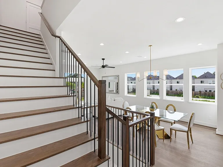 7704 Earl Rudder Way — Photo 26