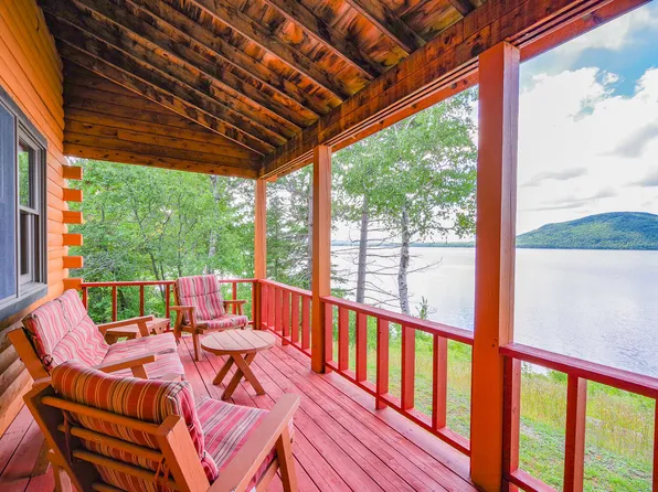 512 Main Street, Jackman, ME 04945