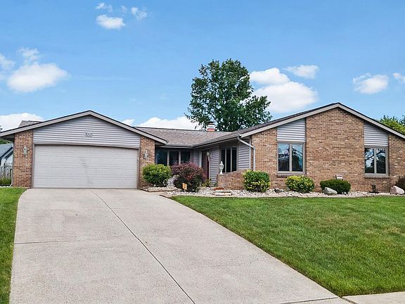 4th image of 7005 Treverton Dr