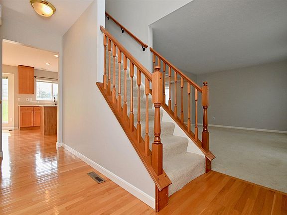2nd image of 9180 Belvedere Ct