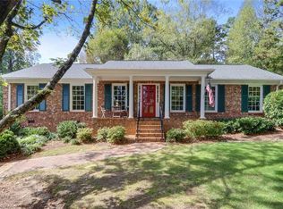 1607 Ilchester Ct, Greensboro, NC 27408