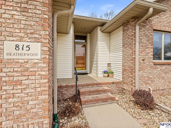 815 Heatherwood St, Fremont, NE 68025