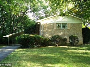 8437 Porter Ln, Alexandria, VA 22308