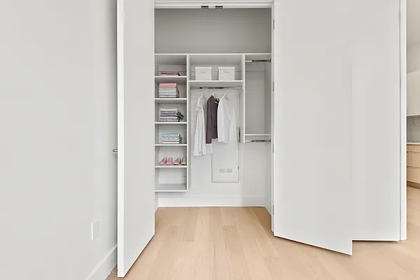 Rented by Nooklyn NYC LLC | media 12