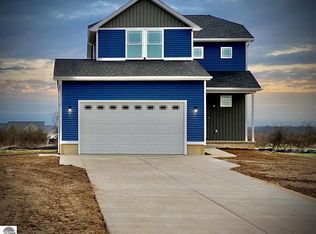 8123 Idared Rd, Saint Johns, MI 48879