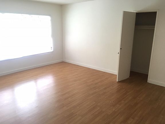 2nd image of 731 Irolo St APT 8