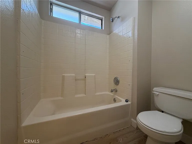 42920 Corte Salamanca — Photo 17