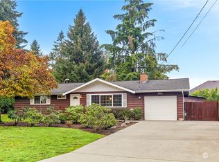 9510 NE 201st St, Bothell, WA 98011