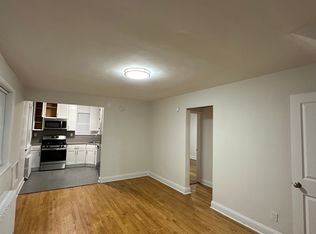 22722 67th Ave #1, Oakland Gardens, NY 11364