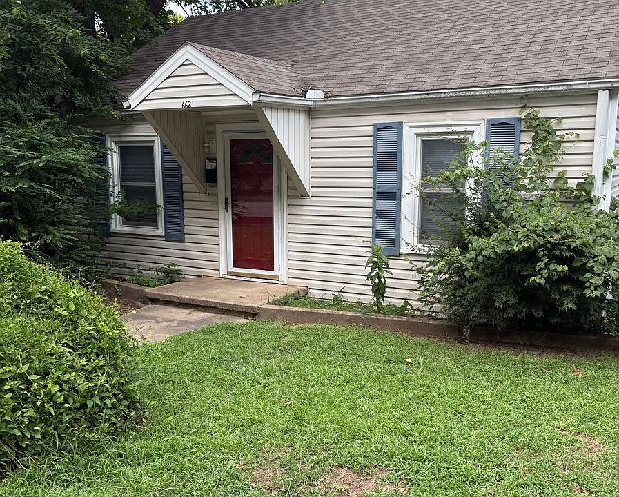 1st image of 662 N Lindell Ave