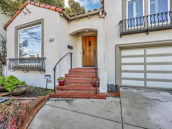2nd image of 1105 Laguna Ave
