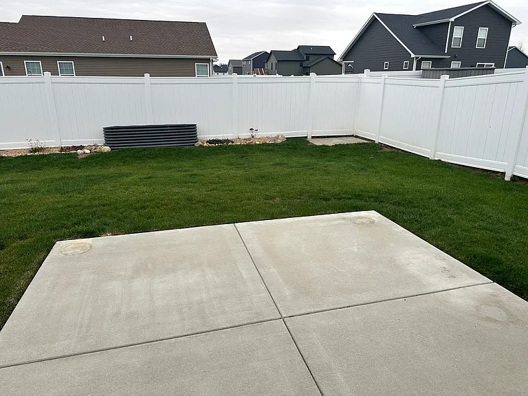 18467 Platinum Dr — Photo 10