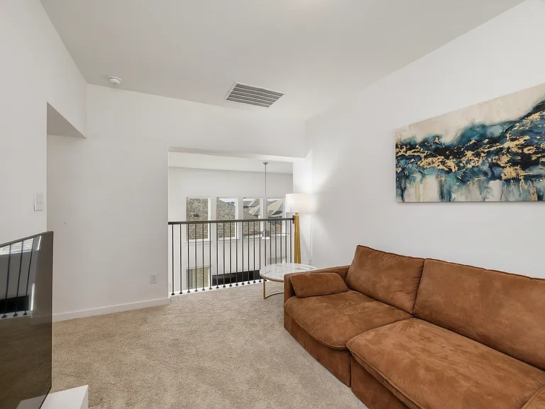 635 Brockwell Bnd — Photo 25