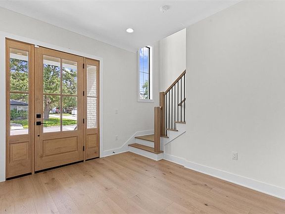 4th image of 4302 W OBISPO STREET