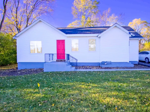 3212 Lebanon Ave, Zion, IL 60099