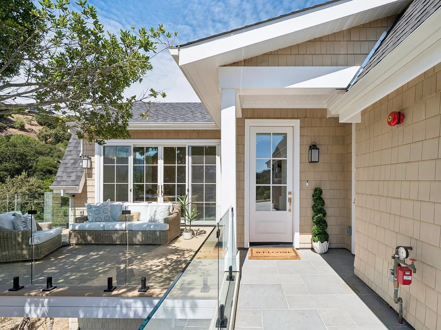 5 bed, 3500 sqft, $12,750 — Photo 3