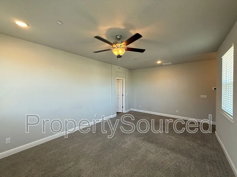 948 Posey St — Photo 26