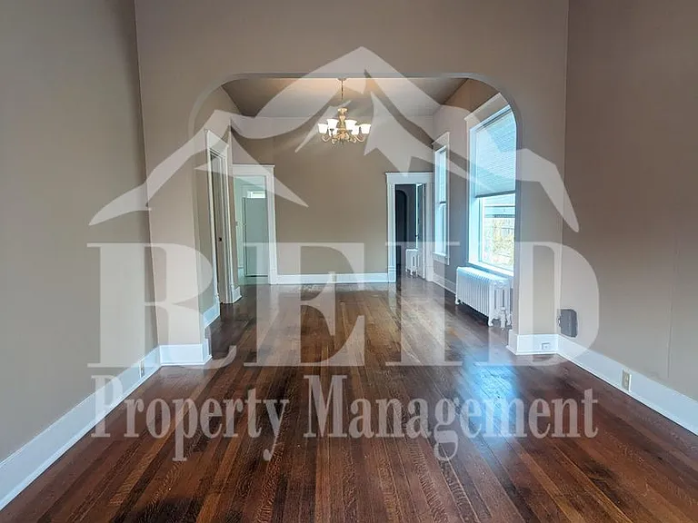 657 Highland Ave — Photo 6