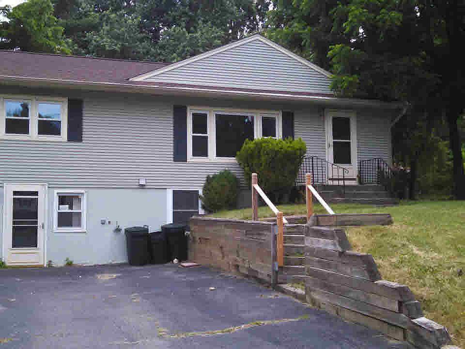 1st image of 41 Harth Dr