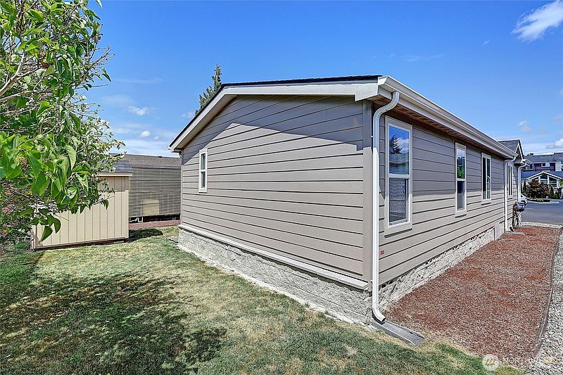 3rd image of 5900 64th Street NE #141