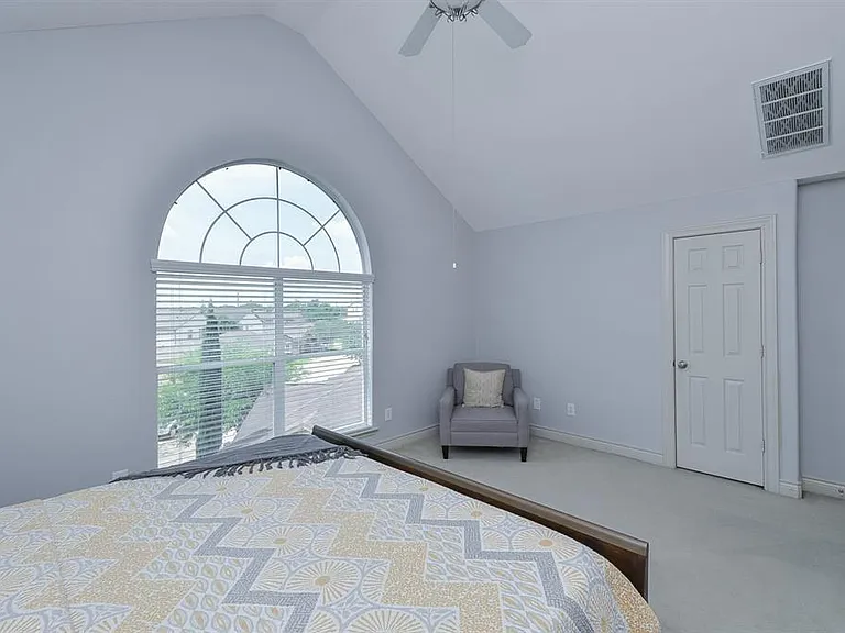 3316 Clearview Cir — Photo 10