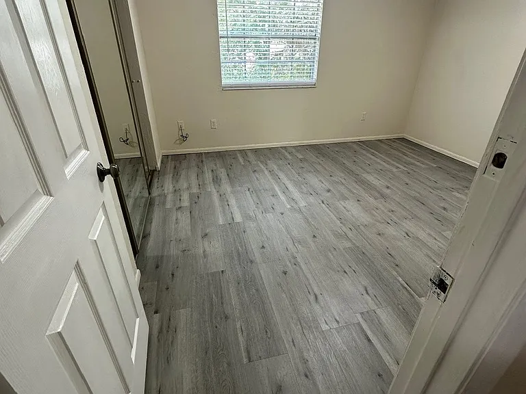 175 Yorktowne Dr #10 — Photo 9