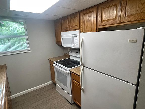 5th image of 3935 Wilma Ct APT 110