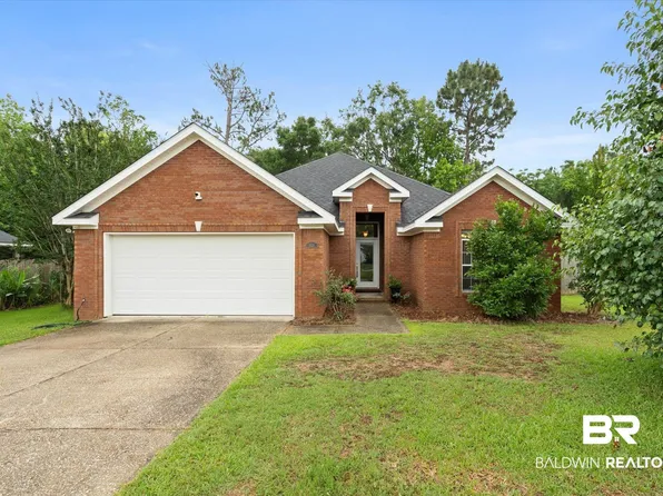 1521 Peyton Dr E, Mobile, AL 36695