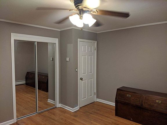 Bedroom #1. Approx 13x14 (182 sq ft)