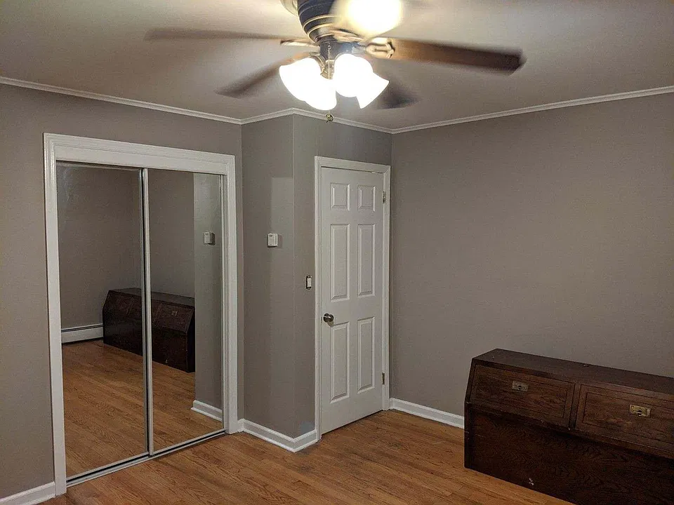 Bedroom #1. Approx 13x14 ft (182 sq ft)
