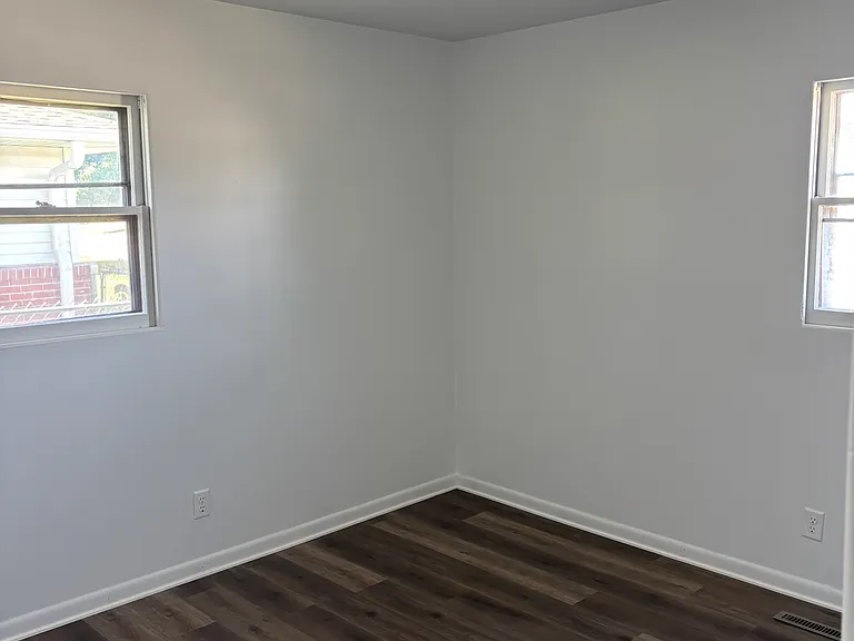 131 N Allen Ave #129 — Photo 10