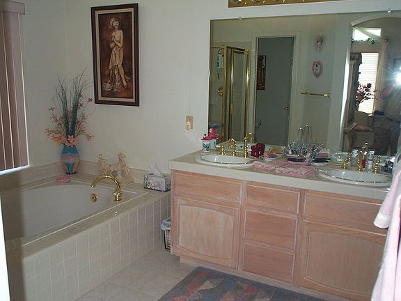 M Bath DS