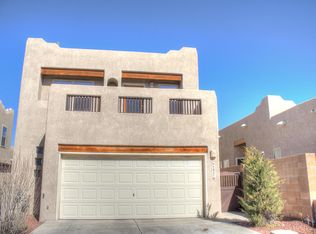 4827 Sun Cove Rd NE, Albuquerque, NM 87110