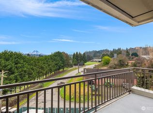 3221 SW Avalon Way APT 307, Seattle, WA 98126