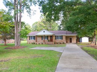 3444 Dobbs Farm Rd, Kinston, NC 28504