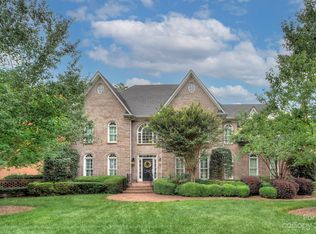 1200 Lost Oak Rd, Charlotte, NC 28270