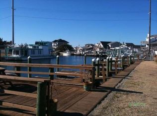127 Old Causeway Rd #32, Atlantic Beach, NC 28512