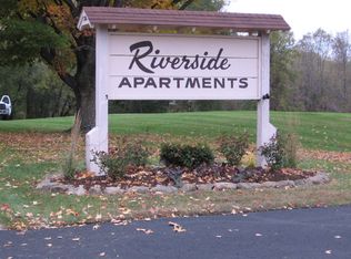 122 Hall St, Watertown, WI 53094