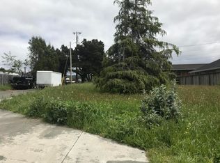 1006 W Bates Rd, McKinleyville, CA 95519