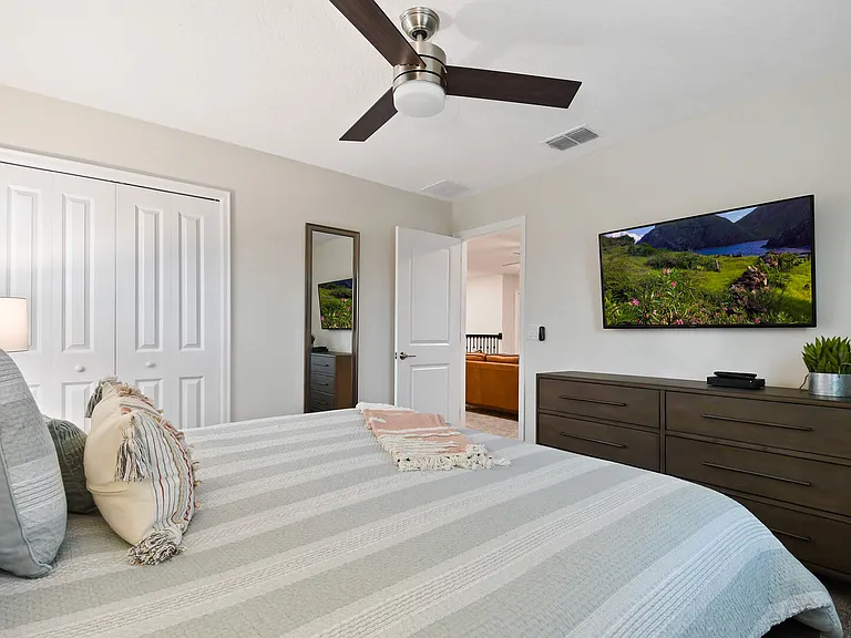 Bookmark Dr — Photo 35