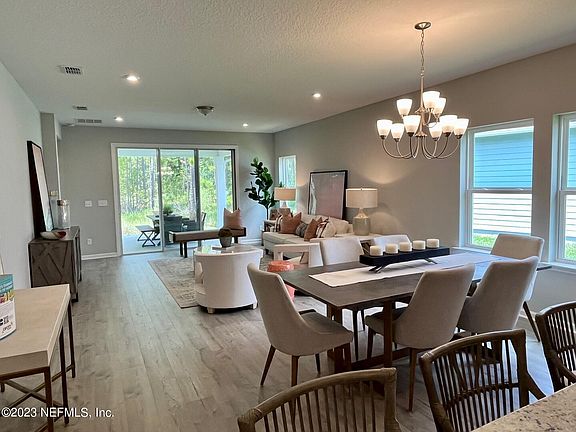 5th image of 106 WILLOW CREEK Court