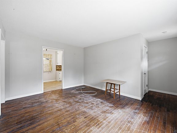 5th image of 739 Audrey Dr