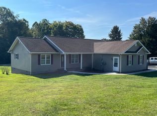 38 Rolling Hills Rd, Russell Springs, KY 42642