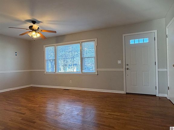 2nd image of 307 Maple St