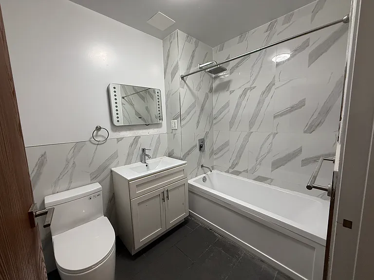 324 Stanhope St #203 — Photo 4