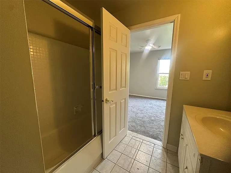 509 E University Dr #506-206 — Photo 13