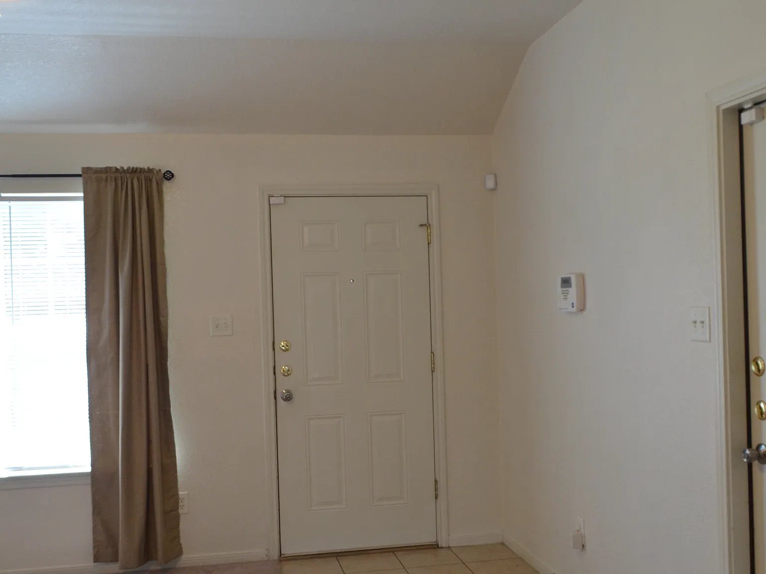 603 Bermuda — Photo 3