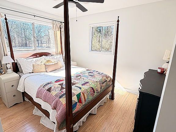 3rd image of 374 Lee Road 14