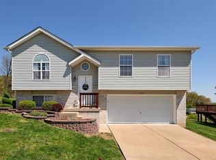 5513 Wagon Train Dr, House Springs, MO 63051