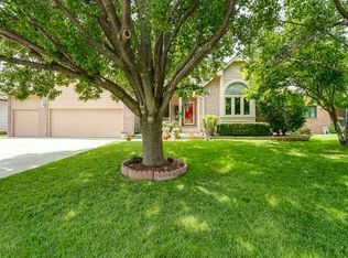 12030 W Meribeau Ct, Wichita, KS 67235